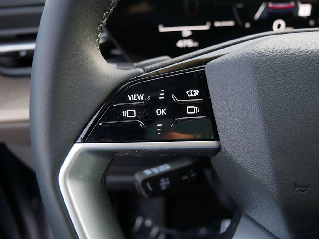 Thumbnail: 2025 Audi Q5 - 25