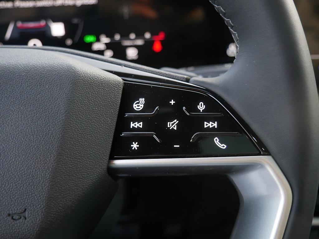 Thumbnail: 2025 Audi Q5 - 26