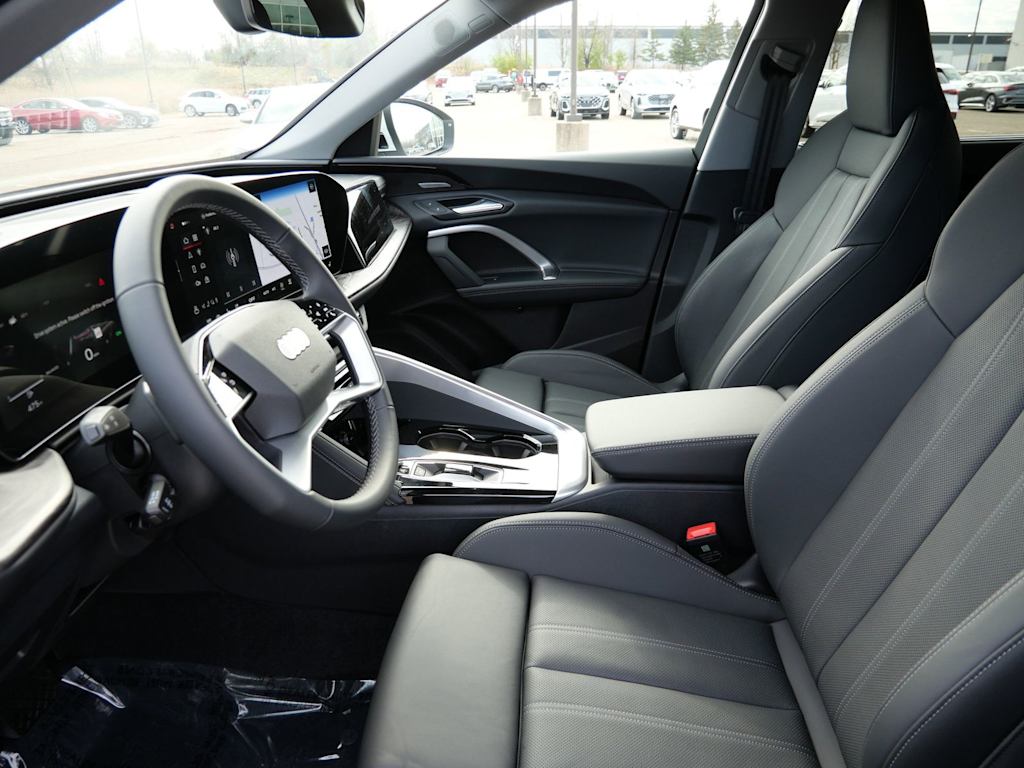 Thumbnail: 2025 Audi Q5 - 8