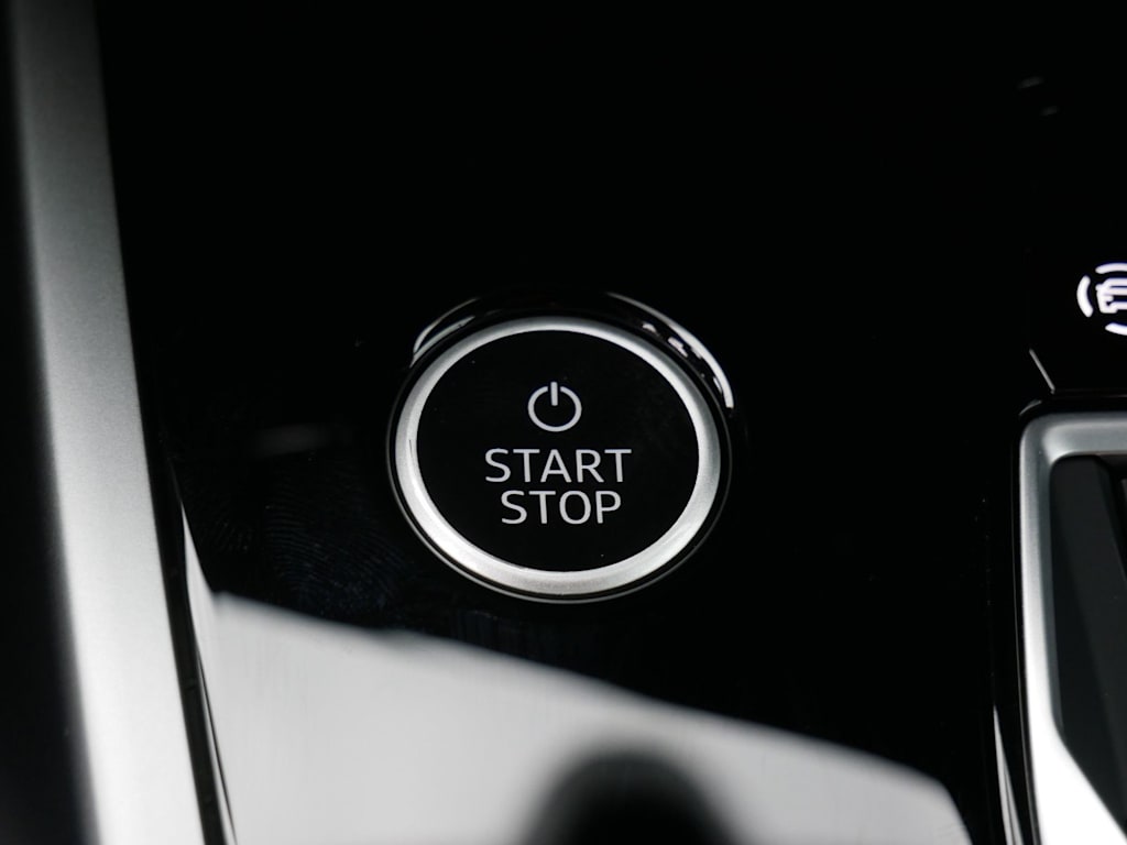 Thumbnail: 2023 Audi Q4 e-tron - 24