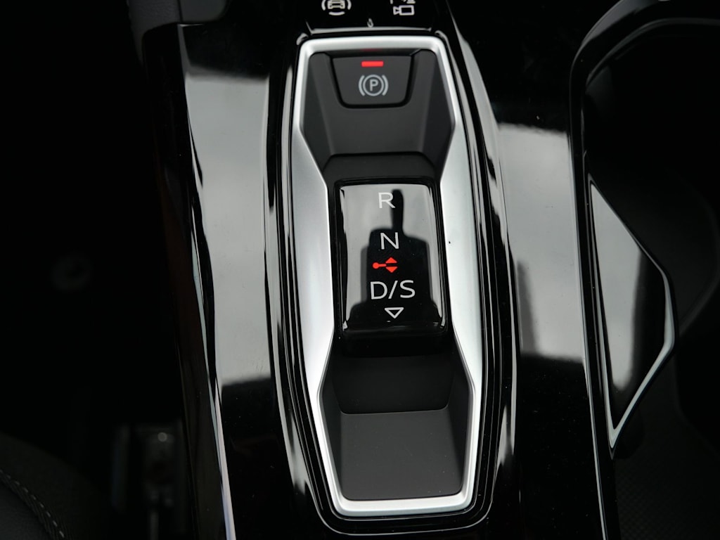 Thumbnail: 2026 Audi Q5 - 11