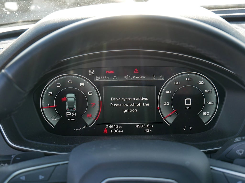 Thumbnail: 2023 Audi Q5 - 10