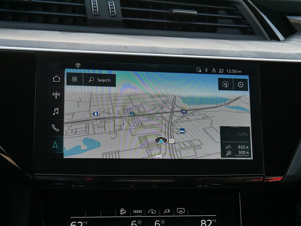 Thumbnail: 2024 Audi Q8 e-tron - 21