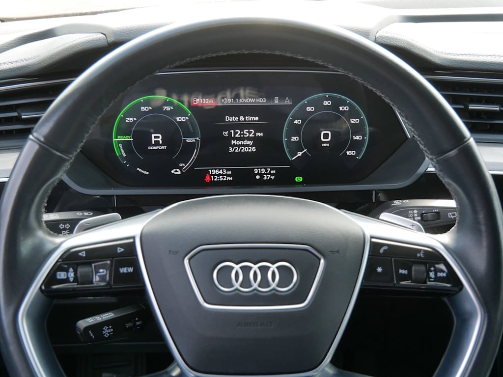 Thumbnail: 2024 Audi Q8 e-tron - 26