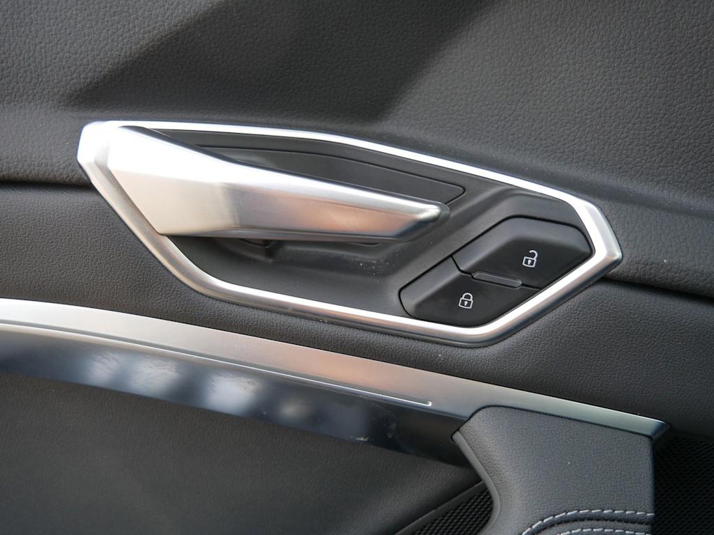 Thumbnail: 2024 Audi Q8 e-tron - 19