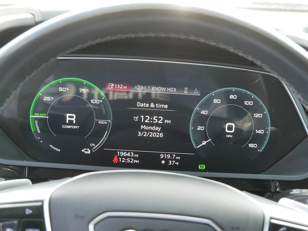 Thumbnail: 2024 Audi Q8 e-tron - 13