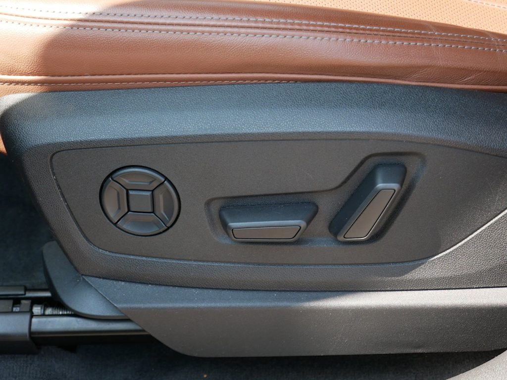 Thumbnail: 2024 Audi Q8 e-tron - 18