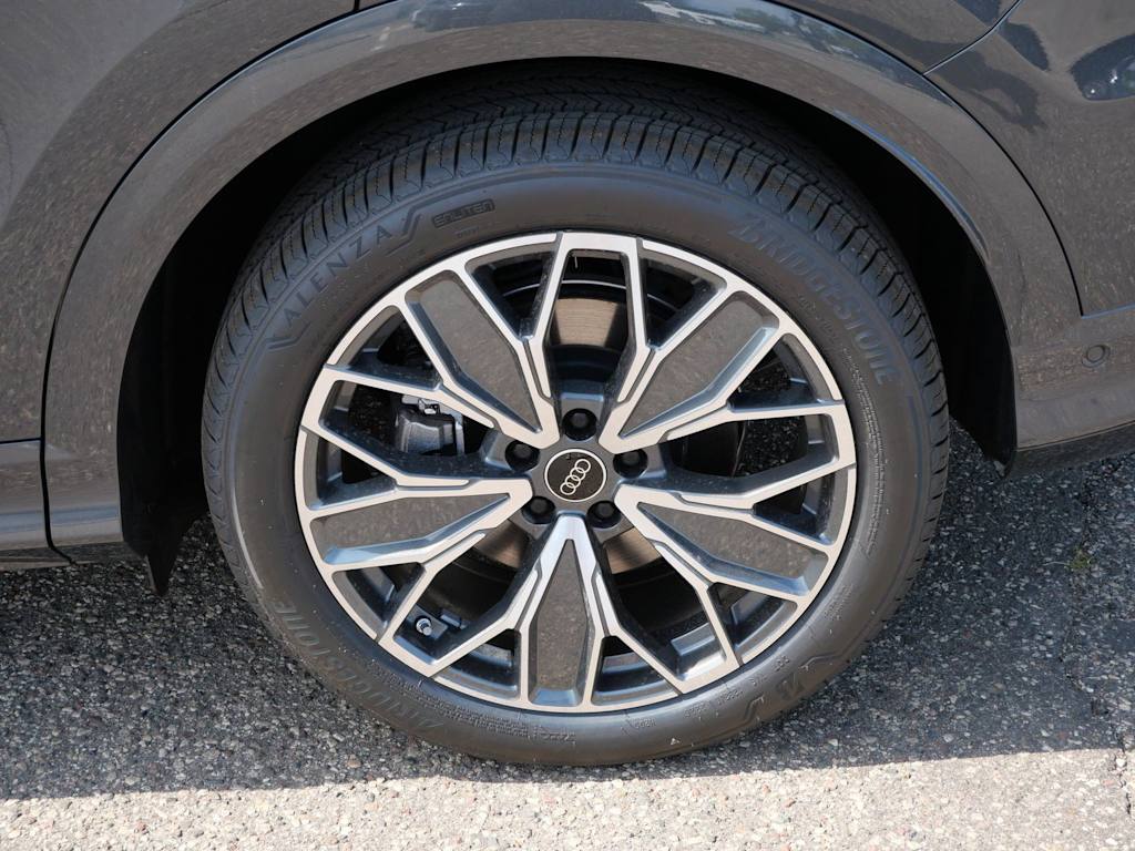 Thumbnail: 2026 Audi Q5 - 5