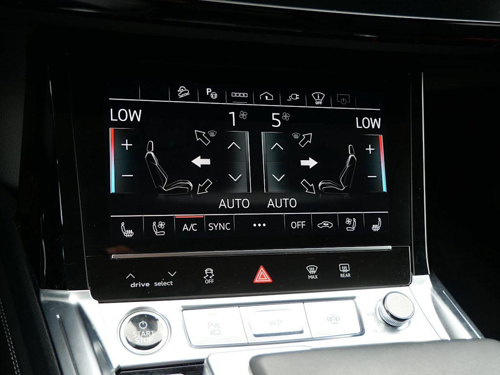 Thumbnail: 2024 Audi Q8 e-tron - 22