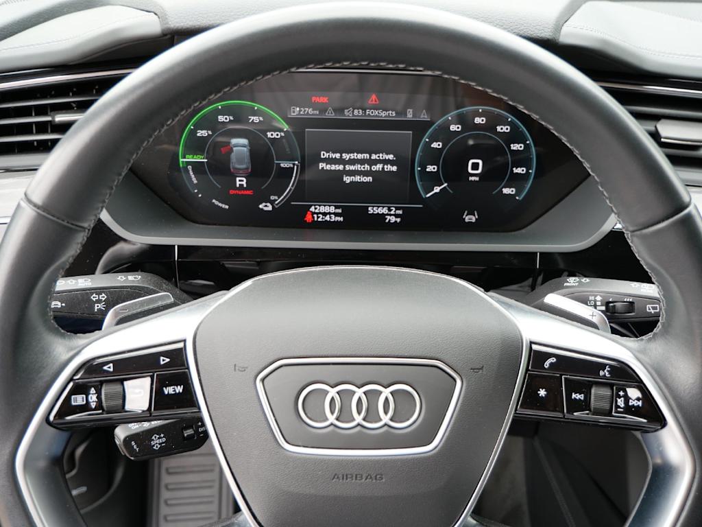 Thumbnail: 2024 Audi Q8 e-tron - 25