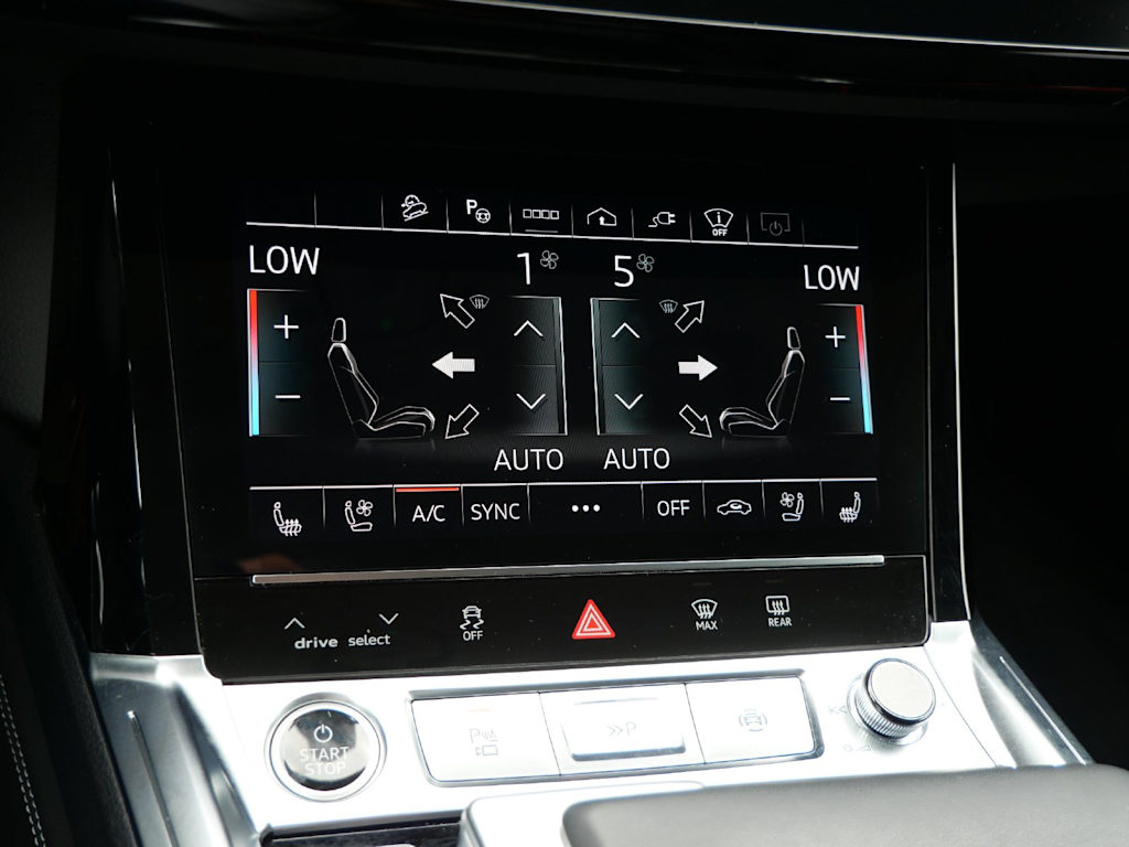 Thumbnail: 2024 Audi Q8 e-tron - 22