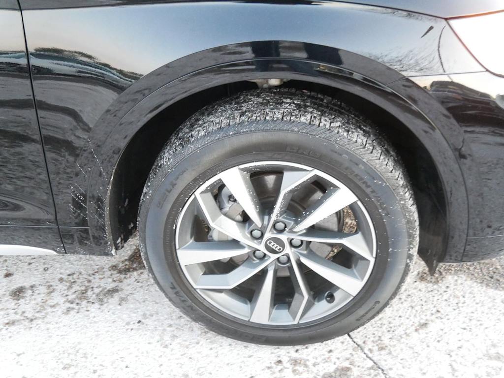 Thumbnail: 2021 Audi Q5 - 5