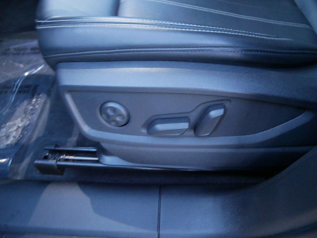 Thumbnail: 2021 Audi Q5 - 16