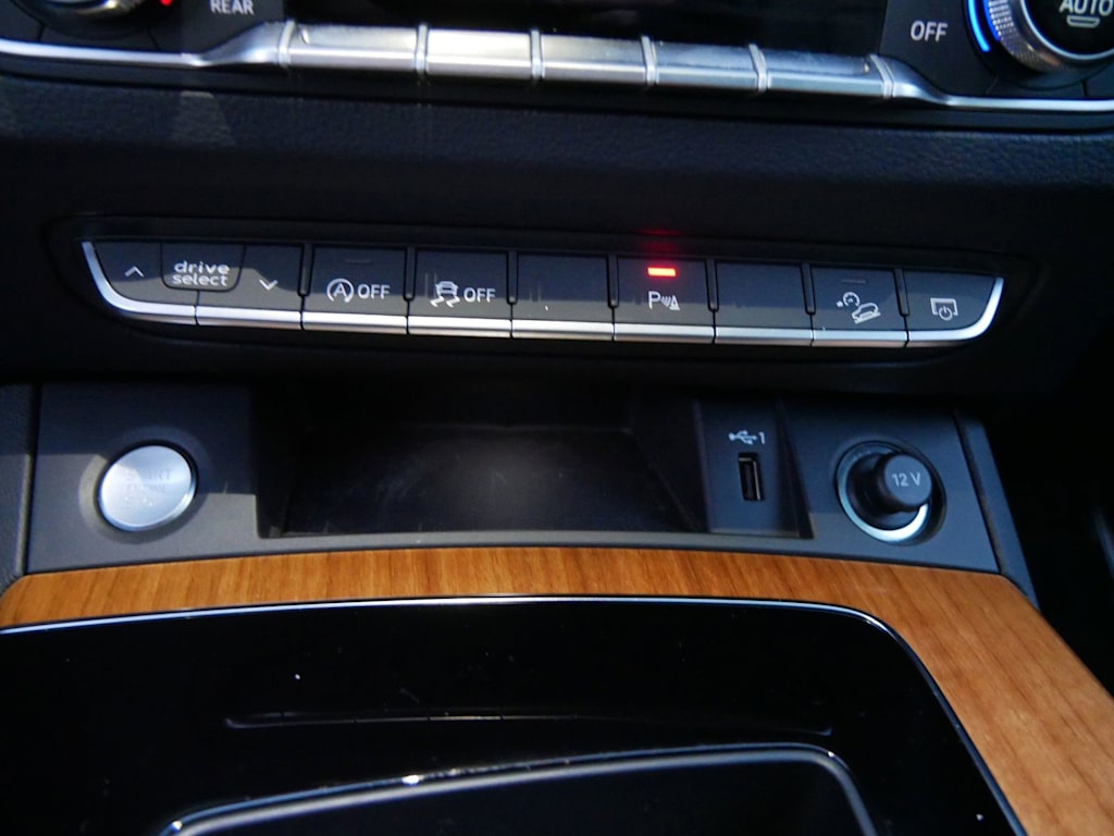 Thumbnail: 2021 Audi Q5 - 19