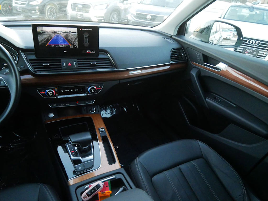 Thumbnail: 2021 Audi Q5 - 9