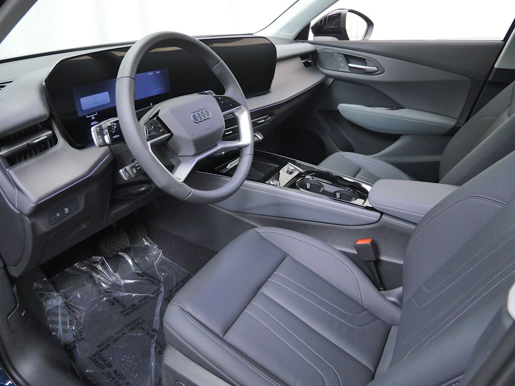 Thumbnail: 2026 Audi Q3 - 6