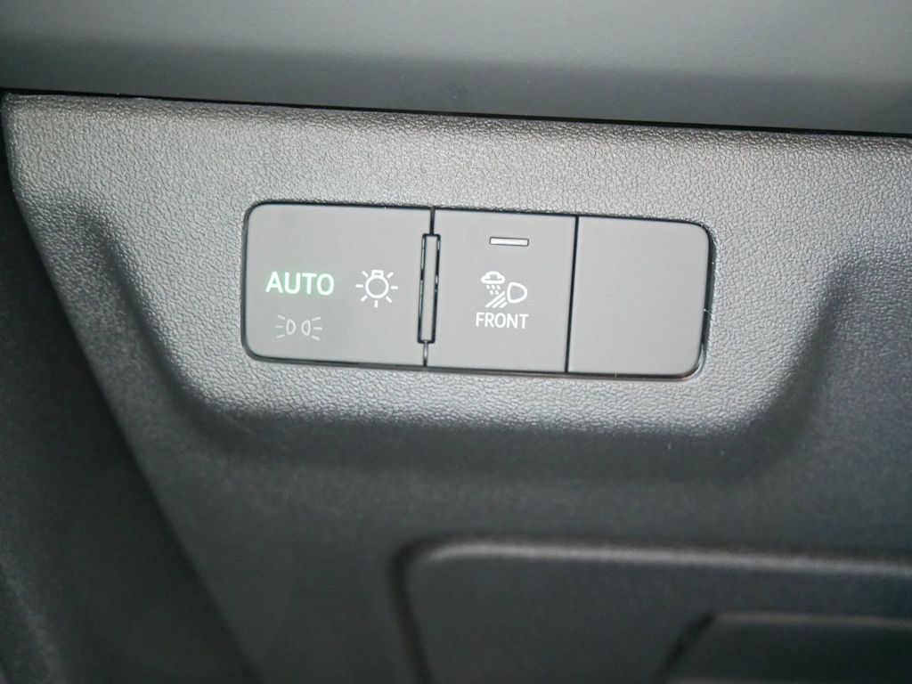 Thumbnail: 2026 Audi Q3 - 25