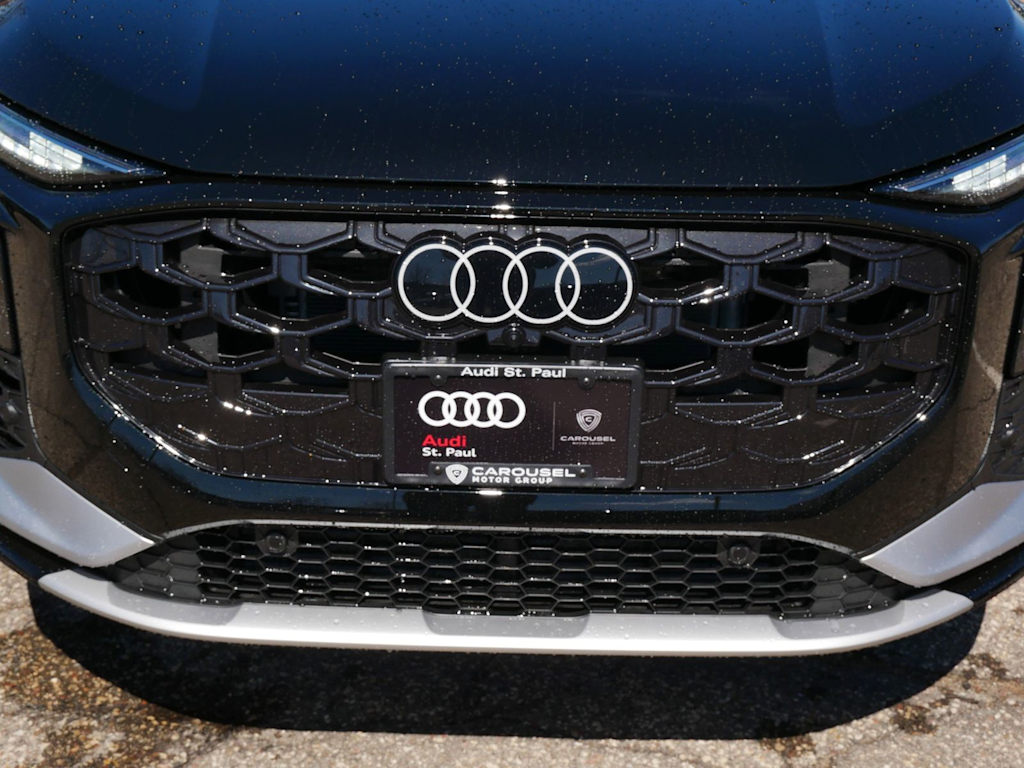 Thumbnail: 2026 Audi Q3 - 5