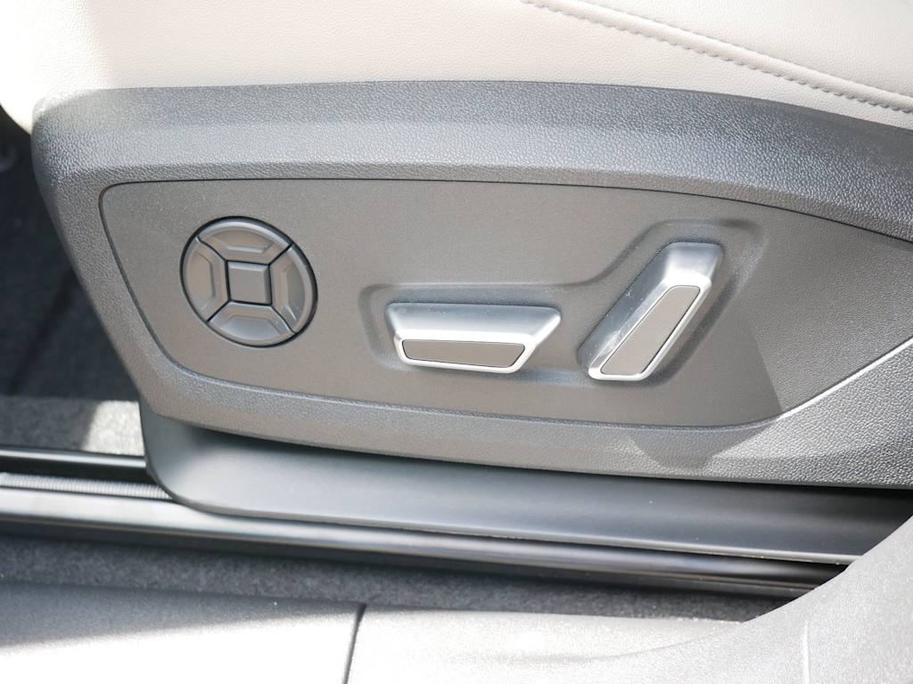 Thumbnail: 2026 Audi Q3 - 17