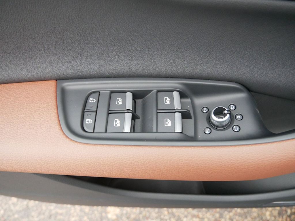 Thumbnail: 2025 Audi Q7 - 18