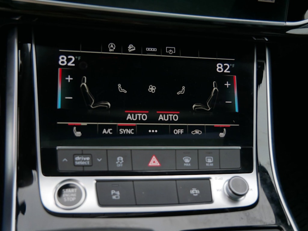 Thumbnail: 2025 Audi Q7 - 11