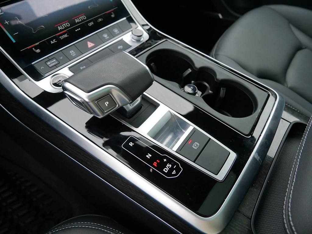 Thumbnail: 2025 Audi Q7 - 12