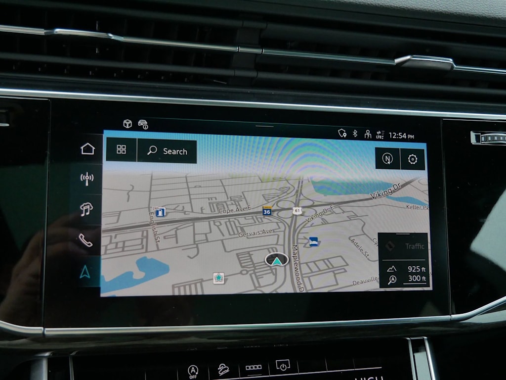 Thumbnail: 2025 Audi Q8 - 23