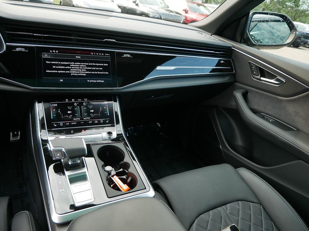 Thumbnail: 2025 Audi SQ8 - 11