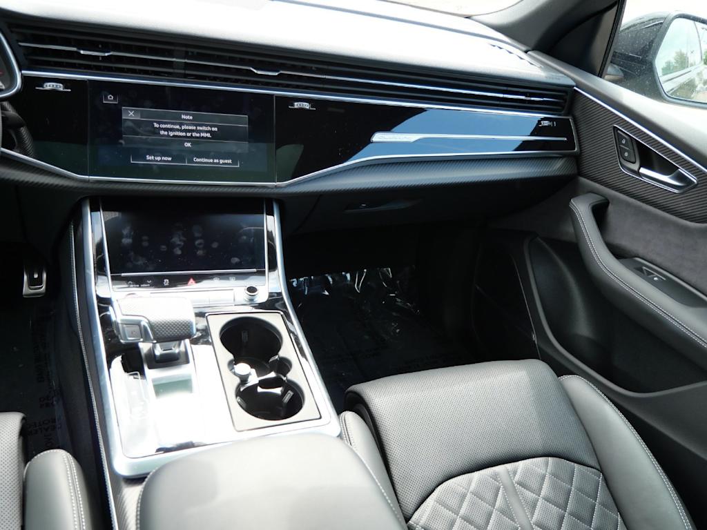 Thumbnail: 2025 Audi SQ8 - 10