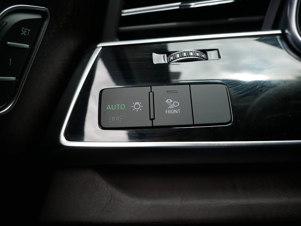Thumbnail: 2023 Audi Q7 - 29