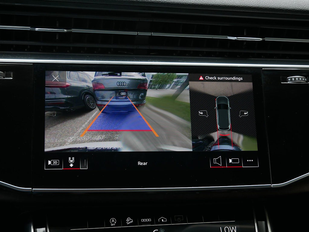 Thumbnail: 2023 Audi Q7 - 22