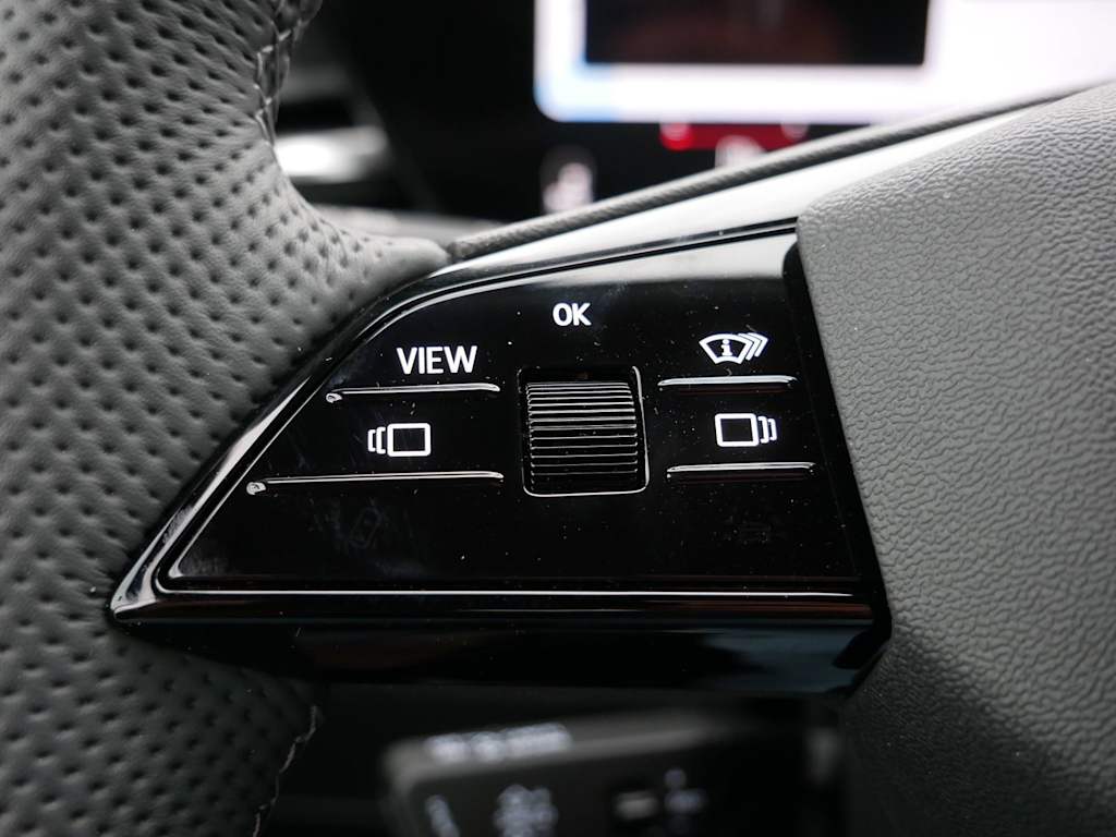 Thumbnail: 2026 Audi SQ5 - 27