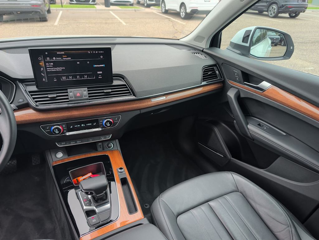 Thumbnail: 2021 Audi Q5 - 10