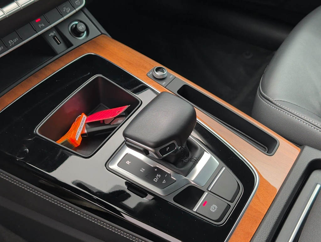 Thumbnail: 2021 Audi Q5 - 12