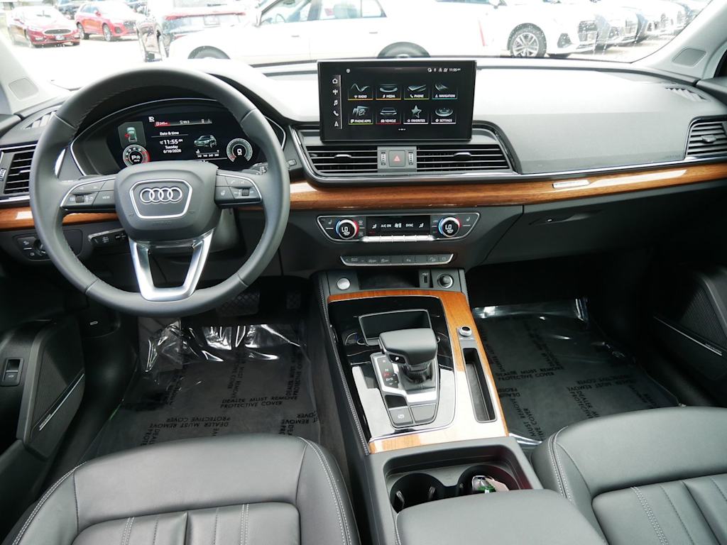 Thumbnail: 2023 Audi Q5 - 10