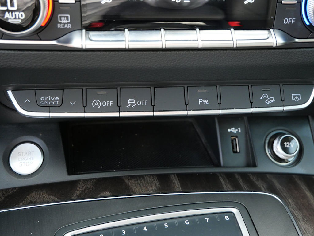 Thumbnail: 2019 Audi Q5 - 23