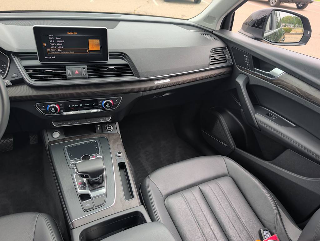 Thumbnail: 2019 Audi Q5 - 10