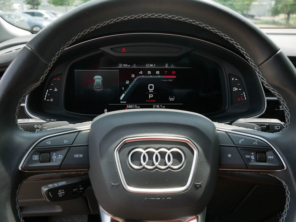 Thumbnail: 2023 Audi Q8 - 21