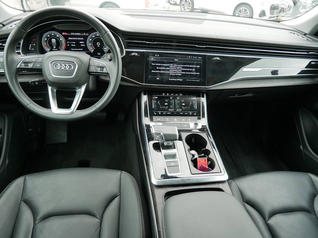 Thumbnail: 2023 Audi Q8 - 8