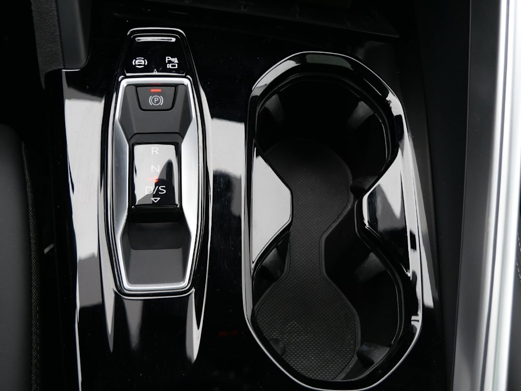 Thumbnail: 2025 Audi SQ5 - 7