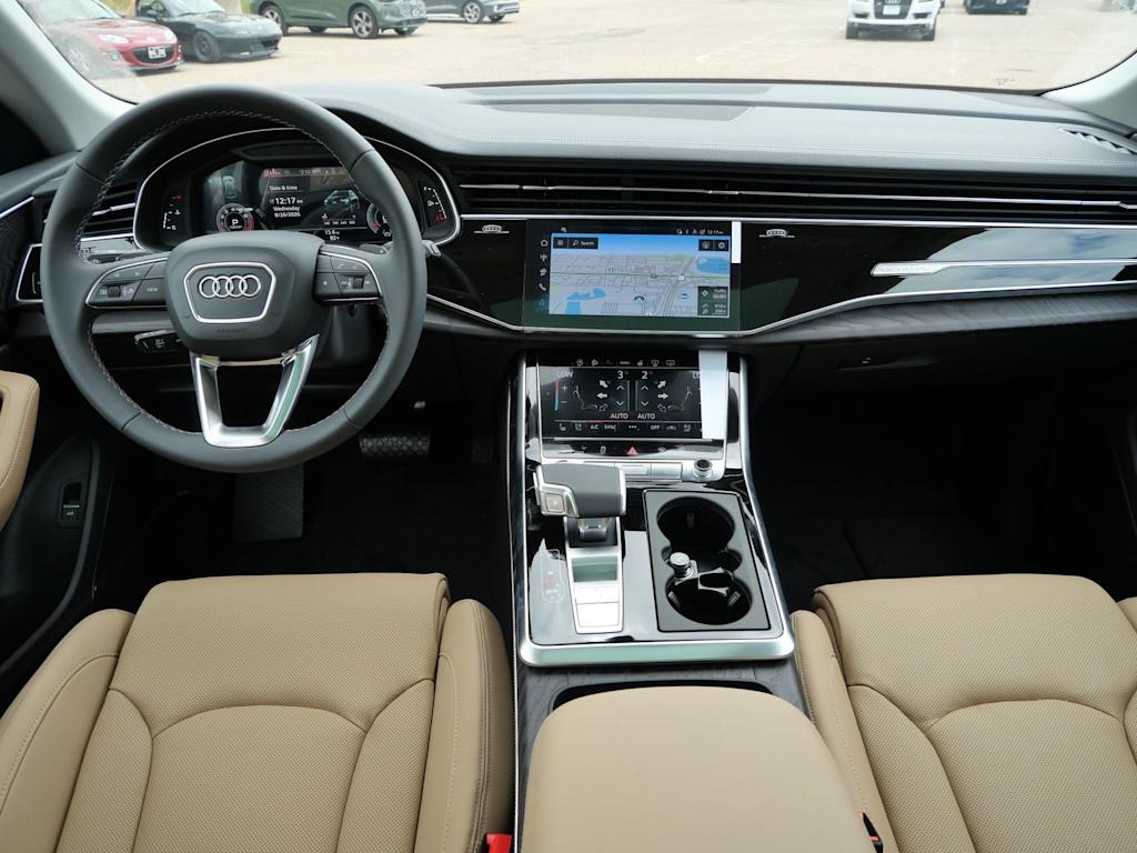Thumbnail: 2026 Audi Q8 - 2