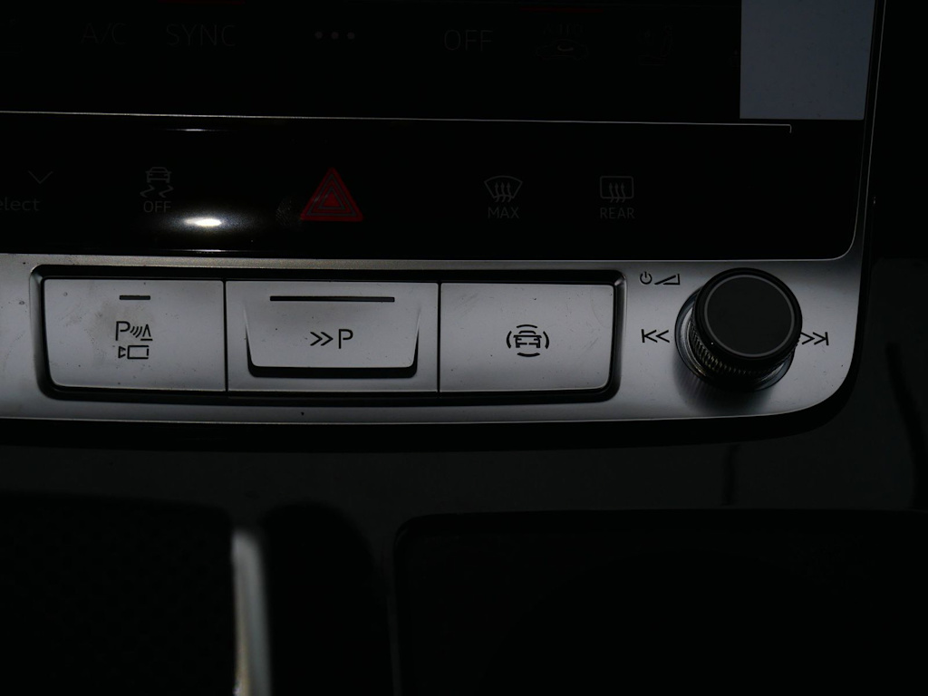 Thumbnail: 2026 Audi SQ8 - 20