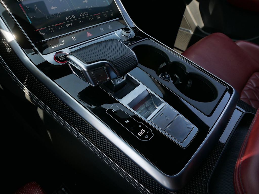 Thumbnail: 2021 Audi SQ8 - 22