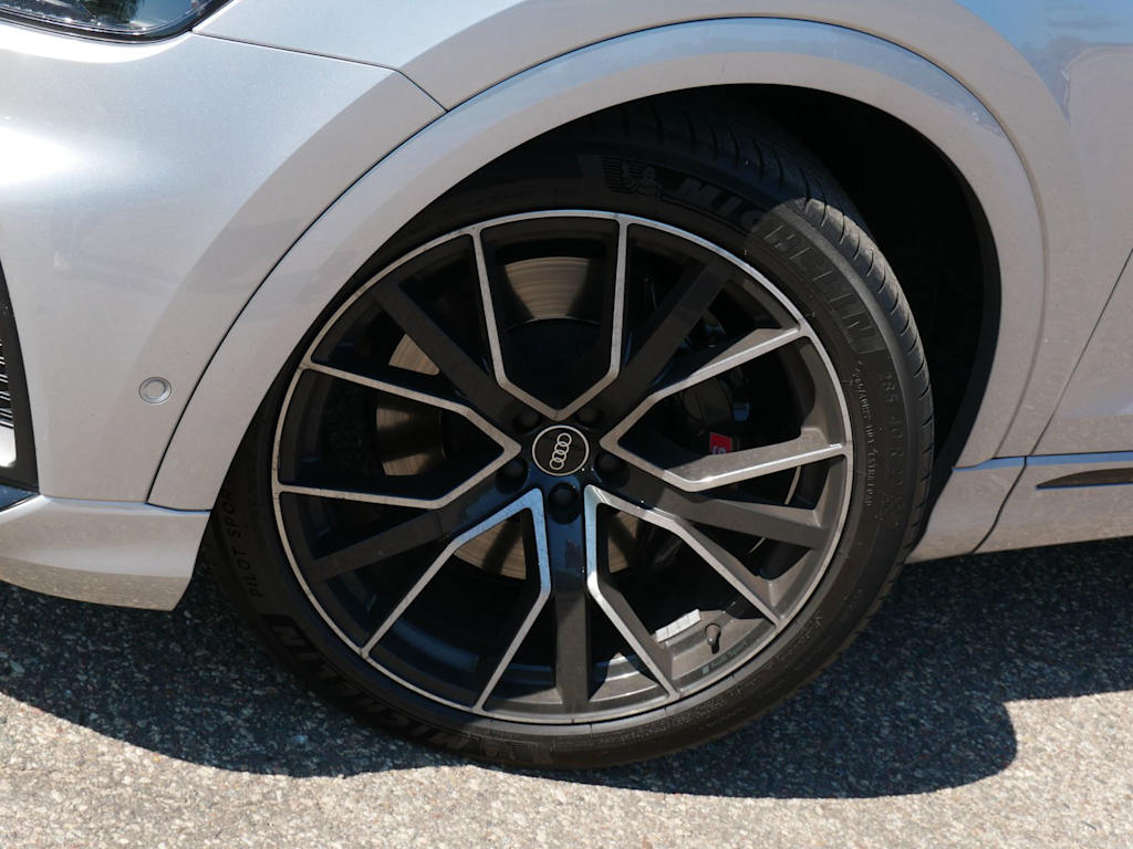 Thumbnail: 2021 Audi SQ8 - 33