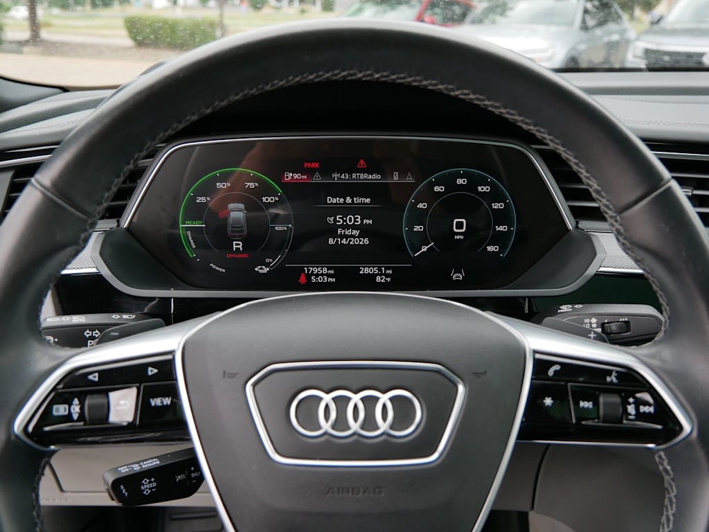 Thumbnail: 2024 Audi Q8 e-tron - 25
