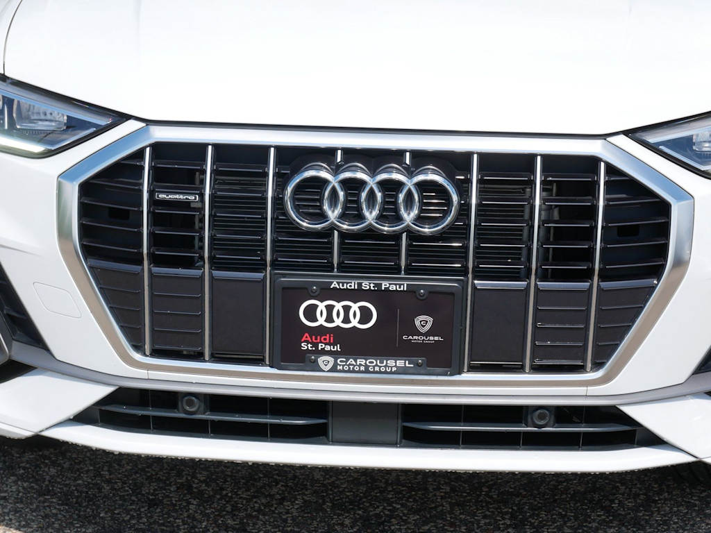 Thumbnail: 2025 Audi Q3 - 17