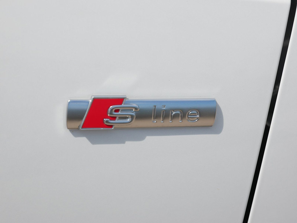 Thumbnail: 2025 Audi Q3 - 5