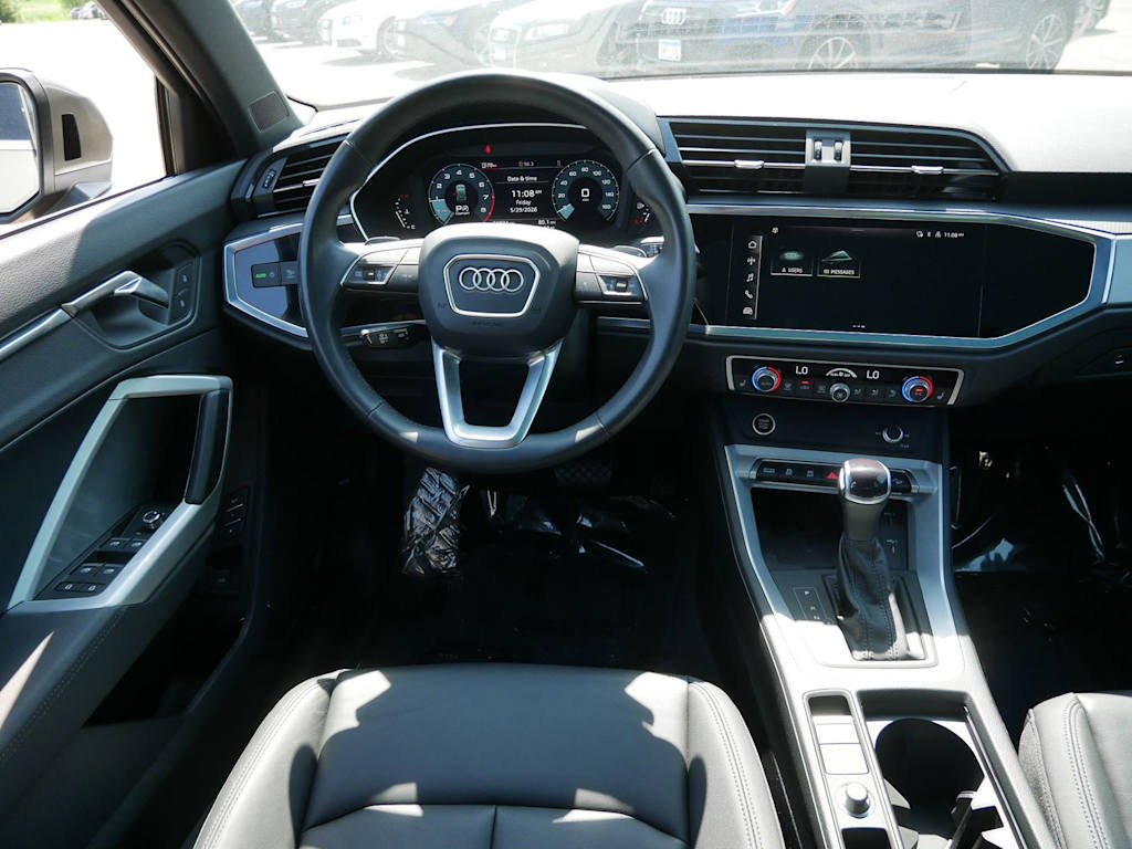 Thumbnail: 2024 Audi Q3 - 6