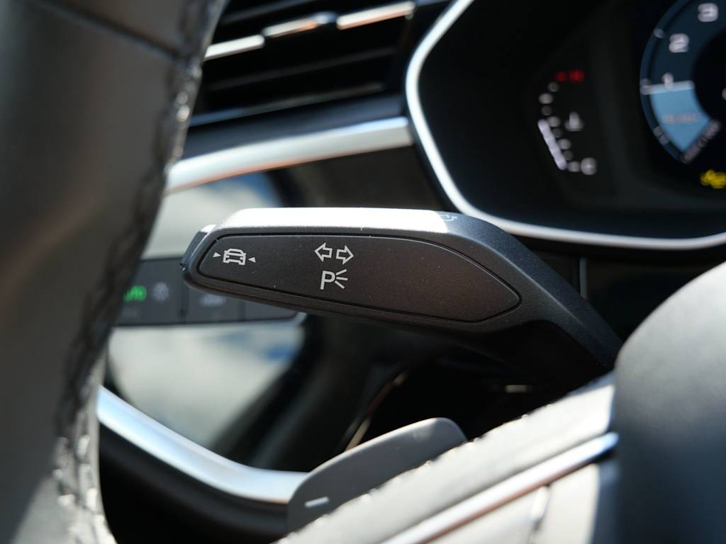 Thumbnail: 2025 Audi Q3 - 25