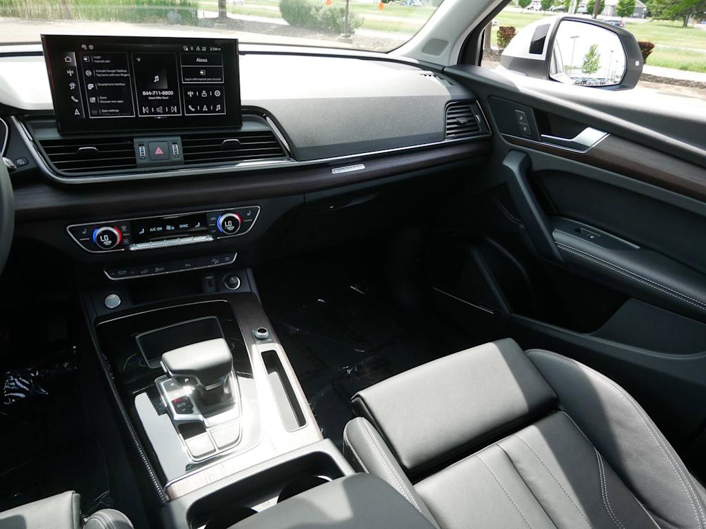 Thumbnail: 2024 Audi Q5 - 10